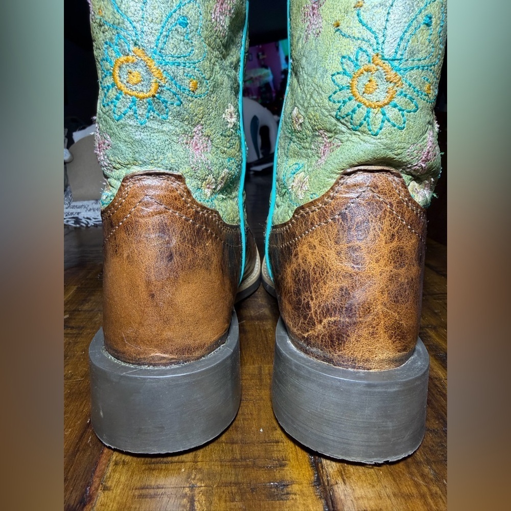 Kids Embroidered Brown and Green Boots - Picture 7 of 14